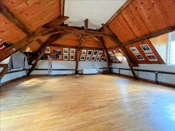 Maison à vendre |  Valençay |  11 pièces | 401 m²