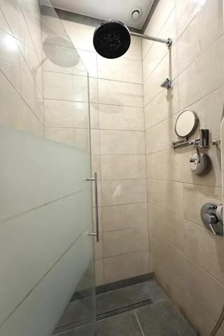 ''Original House'' de 5 pièces 110m2 ... + Terrasse + Jardin + Dépendance...