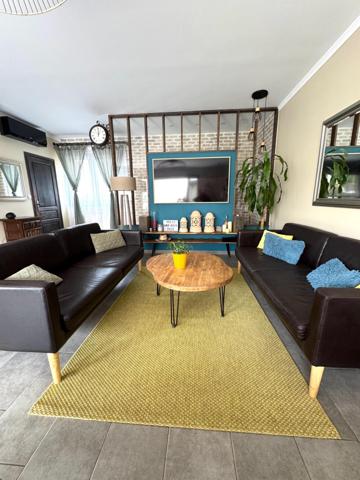 ''Original House'' de 5 pièces 110m2 ... + Terrasse + Jardin + Dépendance...