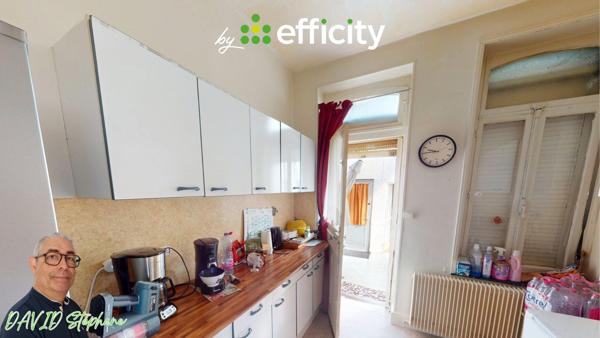 Maison
         5 pièces
        - 150 m² 90 000 € *