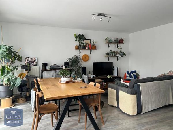 Appartement à louer 3 pièces 68.76m² Boves (80330)