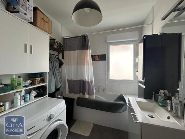 Appartement à louer 3 pièces 68.76m² Boves (80330)