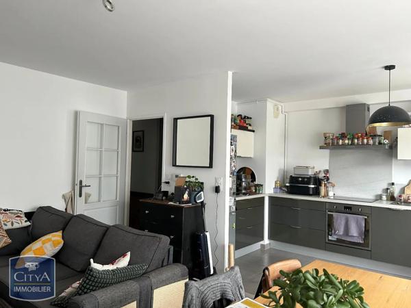 Appartement à louer 3 pièces 68.76m² Boves (80330)