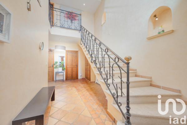 Maison à vendre 7 pièces 385 m² Avignon