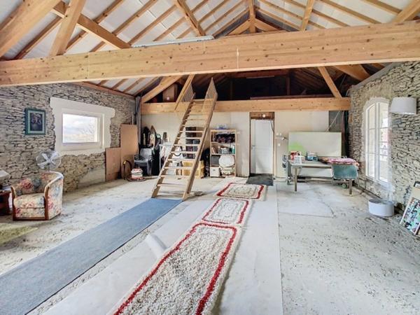 Corps de ferme à vendre 6 pièces SEYSSEL (74)- Possibilité Maison d'hôtes ou gîte