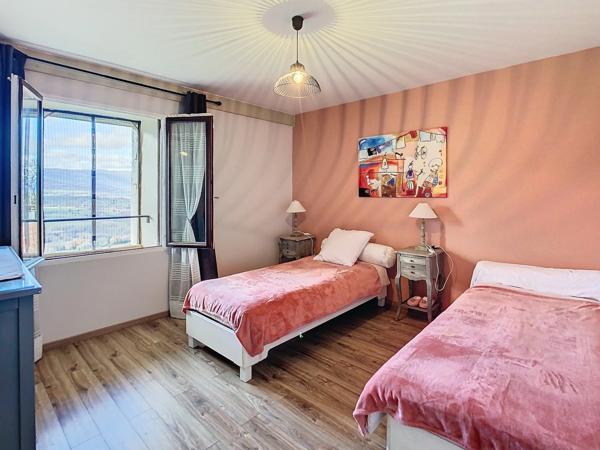 Corps de ferme à vendre 6 pièces SEYSSEL (74)- Possibilité Maison d'hôtes ou gîte