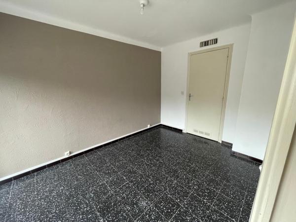 Vente appartement Aubagne (13400) avec 2 pièce(s) dont 1 chambre(s).Calliopée immobilier