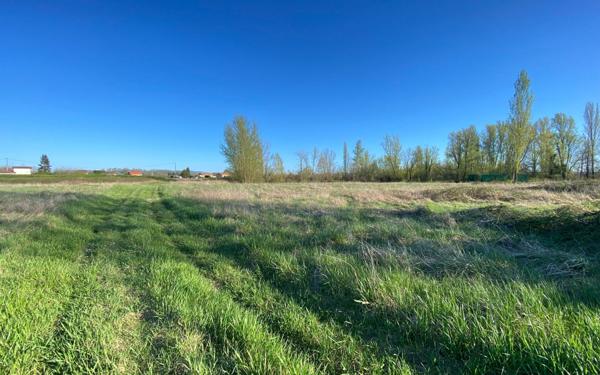 Terrain à vendre    Bioule