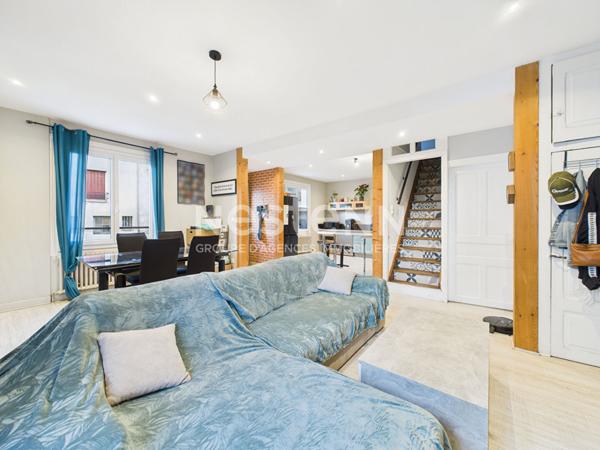 A Marmanhac, à Vendre Maison de type 5 avec 3 chambres, d'une superficie de 120 m².