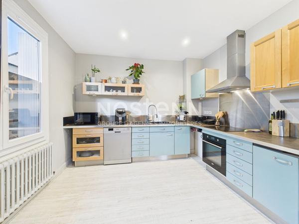 A Marmanhac, à Vendre Maison de type 5 avec 3 chambres, d'une superficie de 120 m².