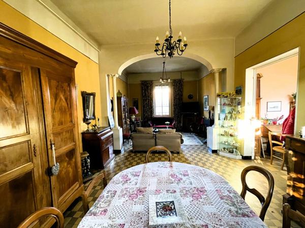 Maison à vendre    4 pièces • 113 m2 La Seyne-sur-Mer