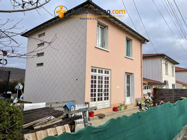 Location                                                      Maison
                        
                     4 pièces                      75 m2                     à Lavelanet