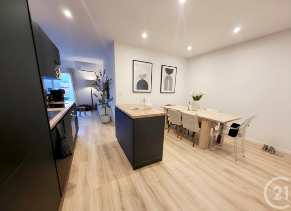 Appartement T3 à vendre  3 pièces - 74,43 m2 FRANS - 01