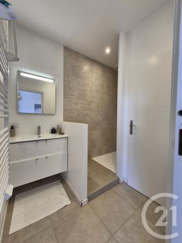 Appartement T3 à vendre  3 pièces - 74,43 m2 FRANS - 01