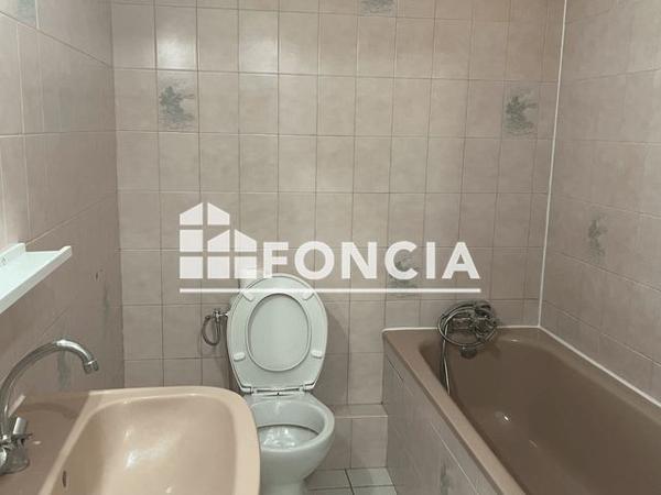 Location Studio 24.38 m² - 7 & 9 RUE MARE AU COQ Saint-brieuc 22000