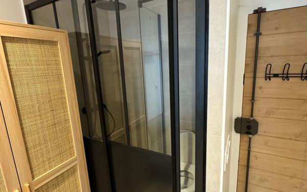 Appartement à louer    1 pièce • 10,26 m2 Paris 10