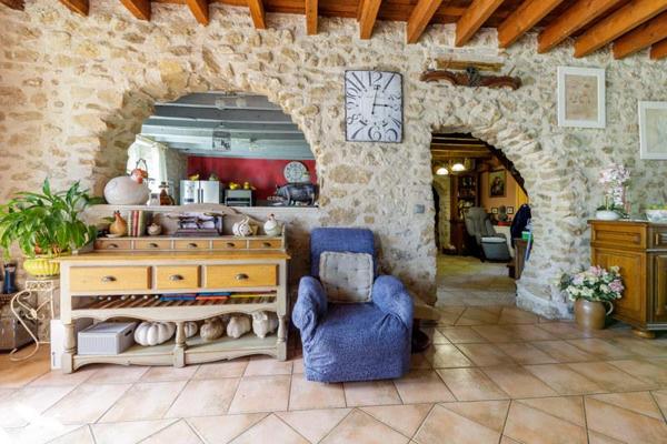 Maison à vendre |  Azerables |  6 pièces | 197 m²