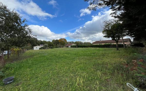 Terrain à vendre    Rieumes