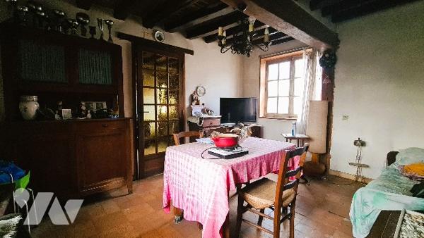 Maison 2 ch, grand jardin bord de route