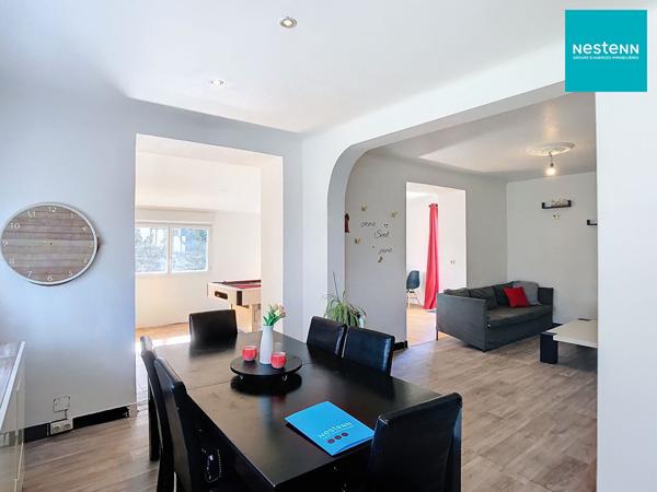 SAVIGNEUX (42600) - Maison familiale spacieuse (136m²) à deux pas du centre-ville ! Confort et luminosité garantis !