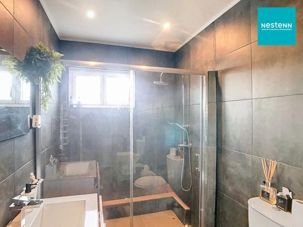 SAVIGNEUX (42600) - Maison familiale spacieuse (136m²) à deux pas du centre-ville ! Confort et luminosité garantis !