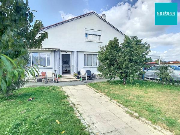 SAVIGNEUX (42600) - Maison familiale spacieuse (136m²) à deux pas du centre-ville ! Confort et luminosité garantis !