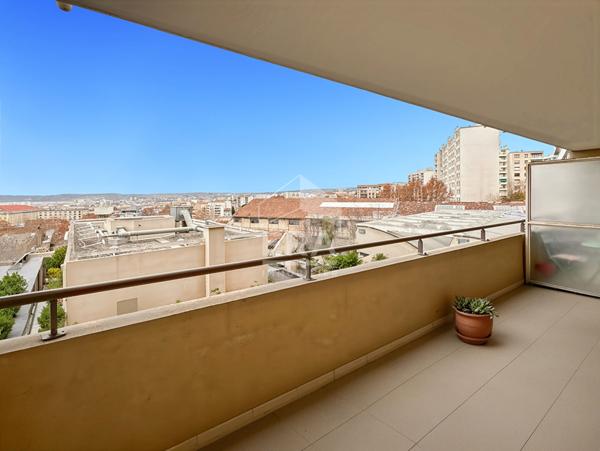 Appartement T3, 70m2, 13004, Chutes-Lavie Longchamps, Vue mer, Terrasse, Marseille