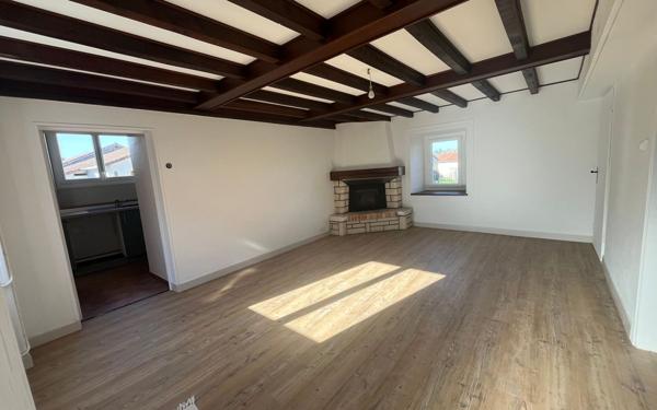 Maison à louer    4 pièces • 78 m2 Saint-Priest-sous-Aixe