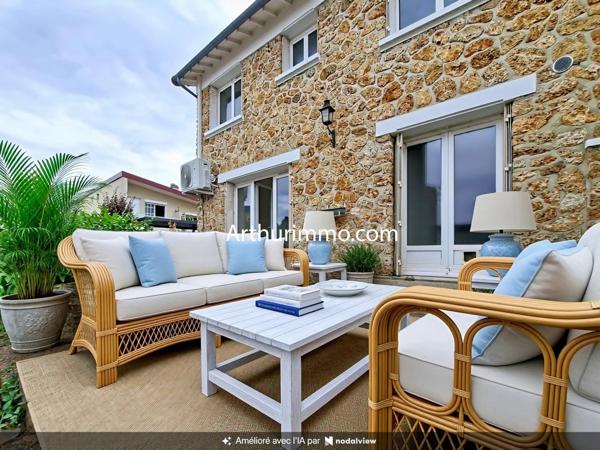 Vente                                                      Maison
                        
                     5 pièces                      128 m2                     à Boissy-Saint-Léger