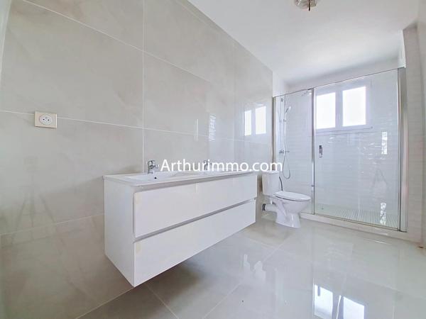 Vente                                                      Maison
                        
                     5 pièces                      128 m2                     à Boissy-Saint-Léger