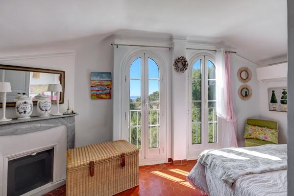 Vente Bastide Le Golfe Juan 6 Pièces 162 m²