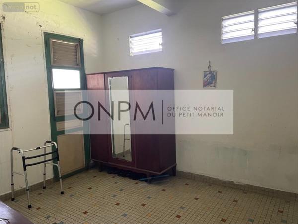 Maison de ville à vendre à Le Lamentin en Martinique (97232), ref : 97207-886