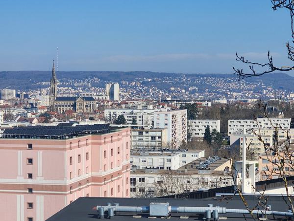 Beau Studio Lumineux