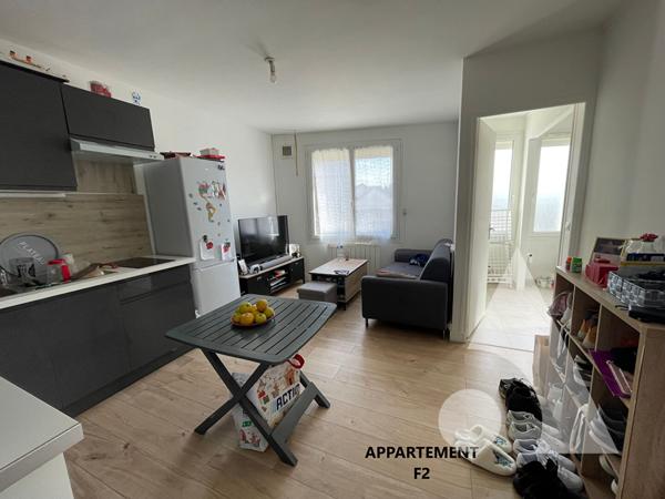 Immeuble 24 pièces 456.32 m2