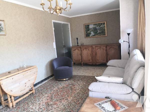 Centre-ville, au calme, toutes commodités, vue montagnes - Appt T3 de 77 m² avec ascenseur ...