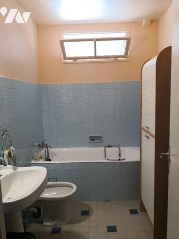 Centre-ville, au calme, toutes commodités, vue montagnes - Appt T3 de 77 m² avec ascenseur ...