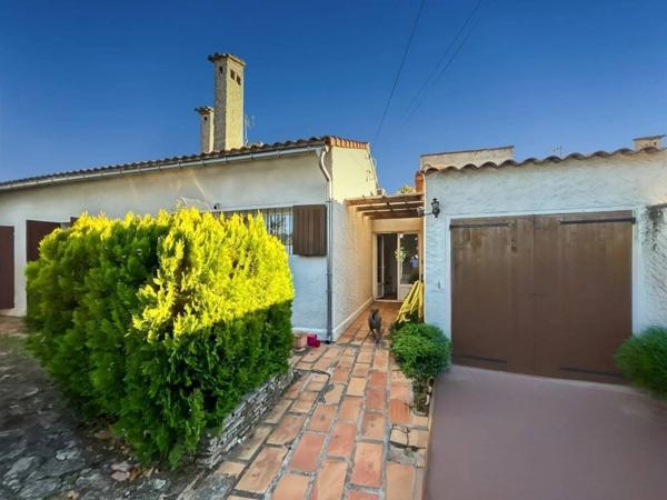 Maison en vente à Pélissanne avec piscine et 4 chambres.