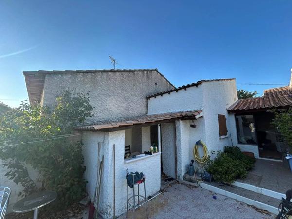 Maison en vente à Pélissanne avec piscine et 4 chambres.