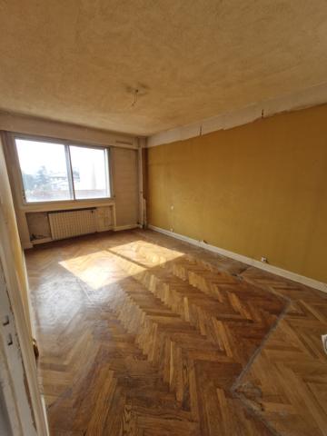 APPARTEMENT 107 m² BRON CENTRE