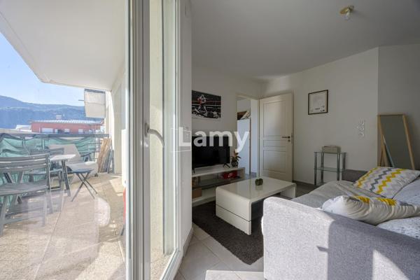 T2 + 2 parkings privés (sous-sol + extérieur)