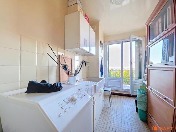 APPARTEMENT AU 6E ET DERNIER ETAGE AVEC TERRASSE