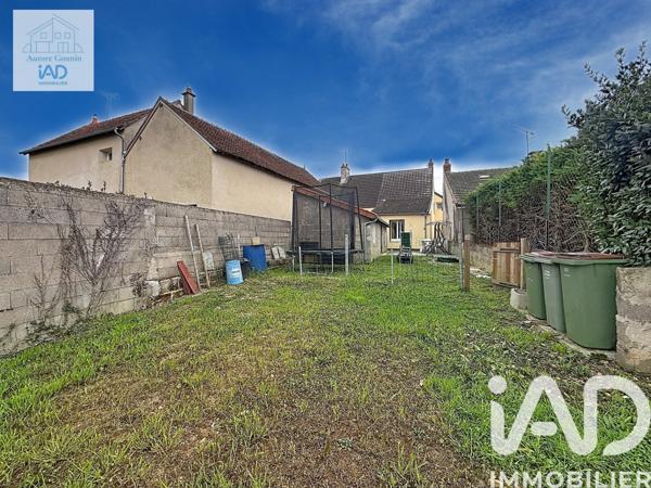 Maison à vendre 4 pièces 99 m² Saint-Pierre-le-Moûtier