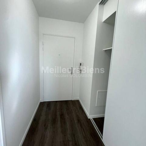 Le Raincy Gare ... Appartement 2 Pièces + Balcon + Pkg