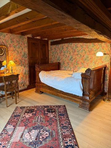 Maison à vendre à Torvilliers (10440)

À 10 minutes de Troyes, cette propriété pleine de char...