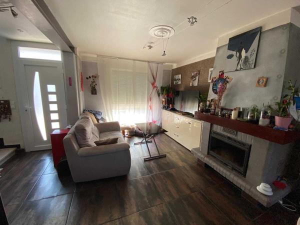 Villa avec piscine , garage et T2 indépendant
