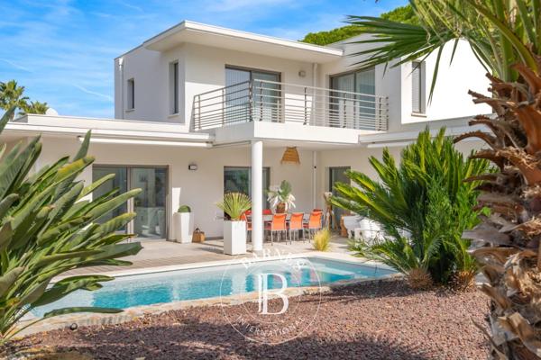 Saint-Raphaël, Villa 3 Chambres -  163 m² à vendre