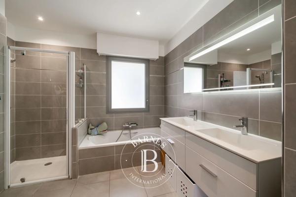 Saint-Raphaël, Villa 3 Chambres -  163 m² à vendre