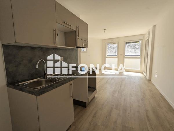 Location Appartement 2 pièces 46.33 m² - 28 rue de la Blanchisserie - Résidence Harmonie Le Mans 72000