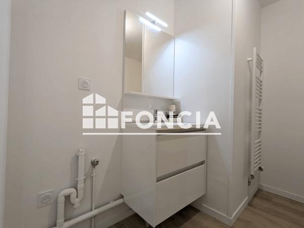 Location Appartement 2 pièces 46.33 m² - 28 rue de la Blanchisserie - Résidence Harmonie Le Mans 72000