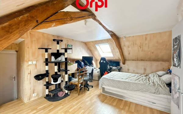 Maison à vendre    7 pièces •  Connerré